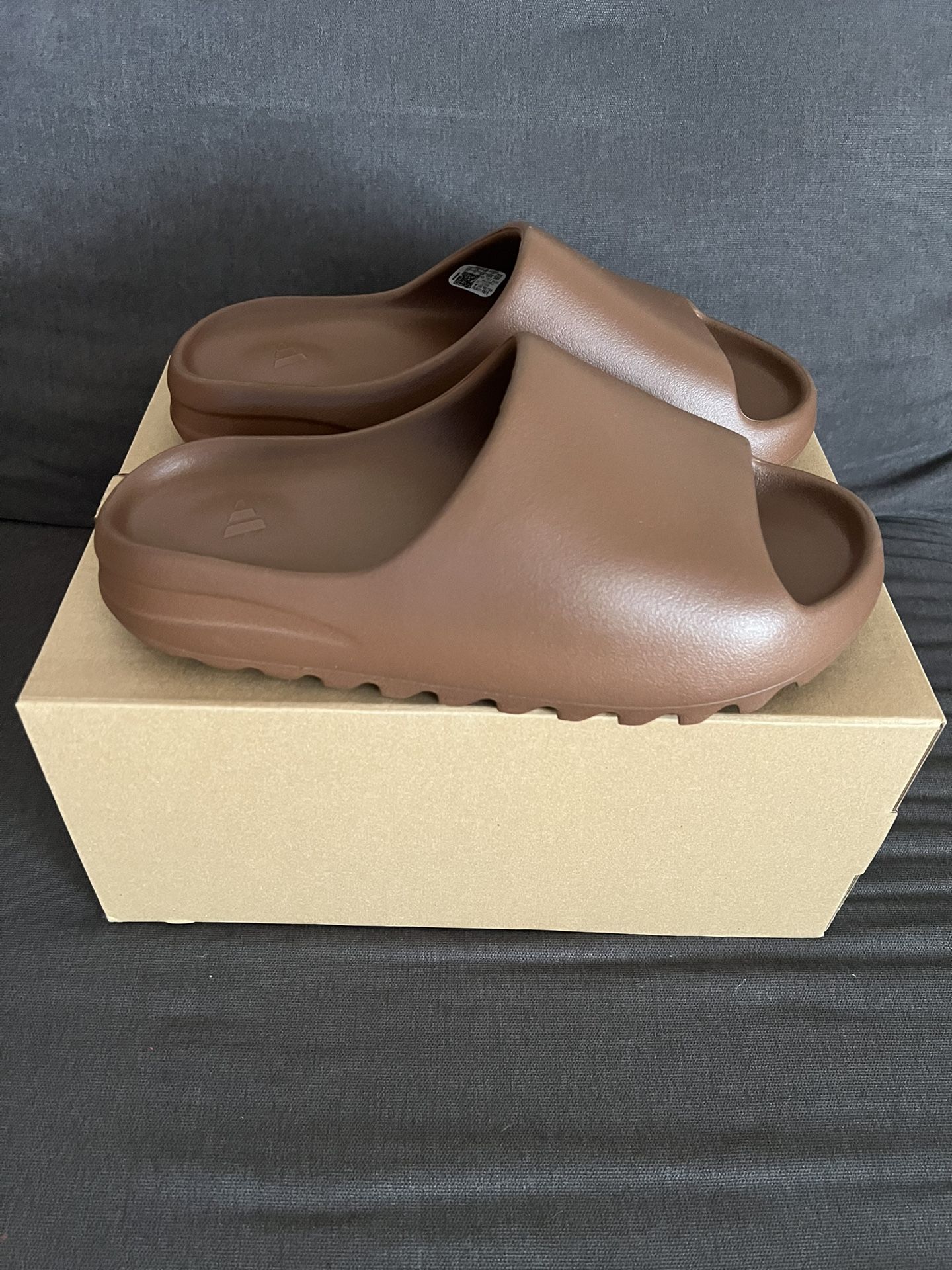 Adidas Yeezy Slide Flax Size: 11