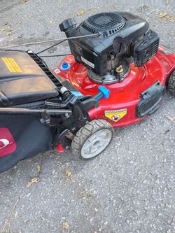 22 inch Toro push mower with bag