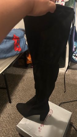 High heel boots