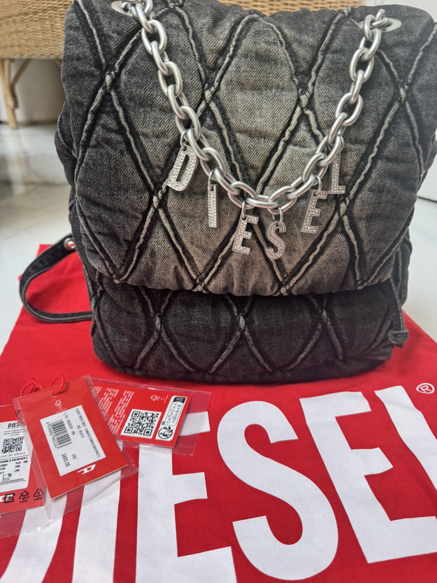 Diesel Charm D Backpack - www.ice4pros.com.br