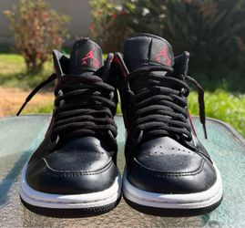 Jordan ones size 6 youth