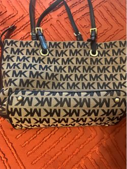 Michael kors purse