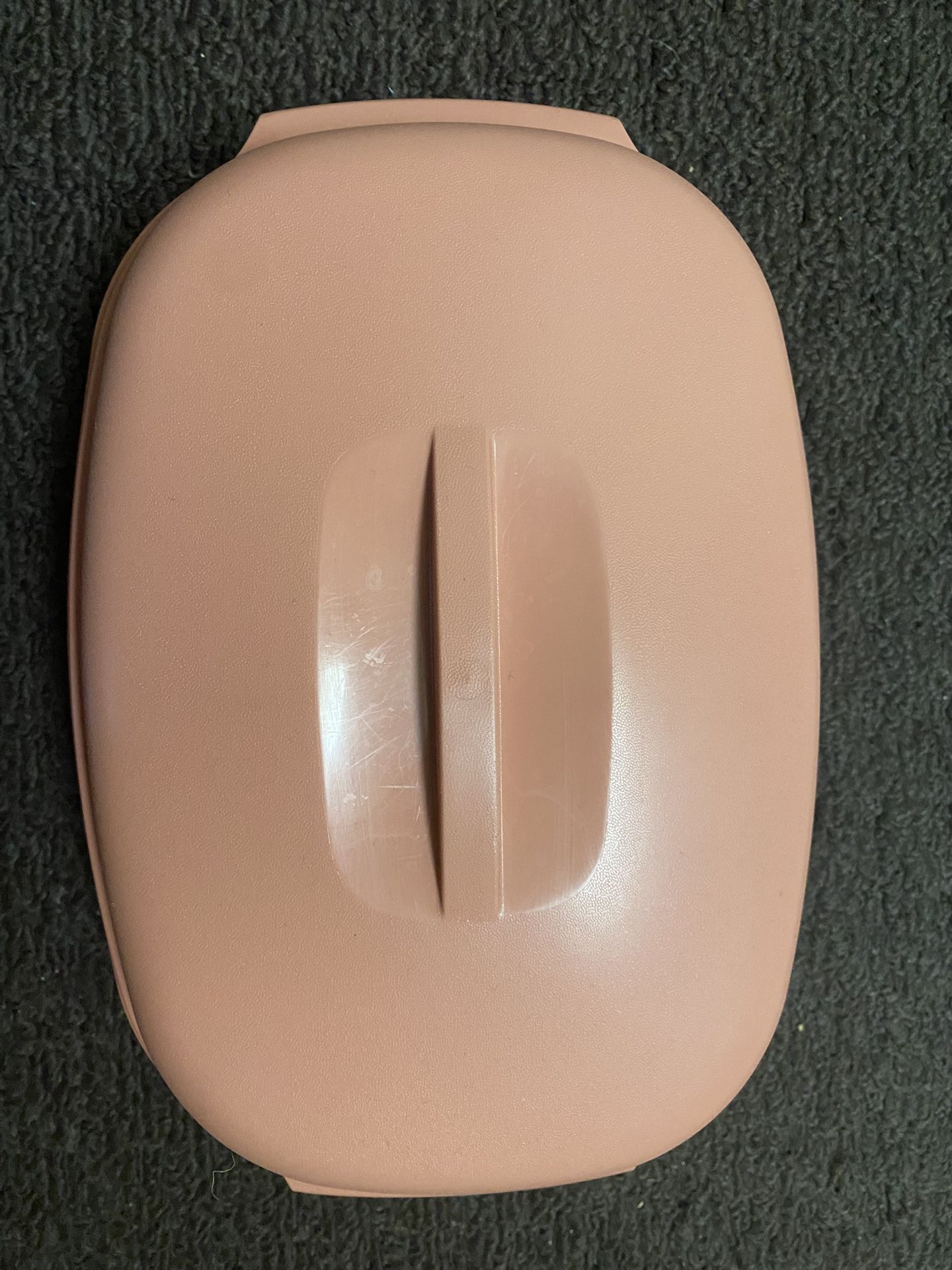 Vintage TUPPERWARE Microwave Food Steamer 6 Cup in Dusty Rose Pink is a three-piece set that includes a lid and steamer basket. Made of plastic an