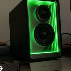 Edifier QR65 Desktop Active Monitor Speakers