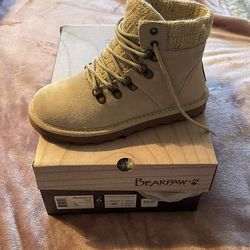 Bearpaw Neverwet Woman’s Boots