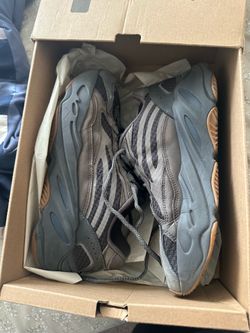 Yeezy 700