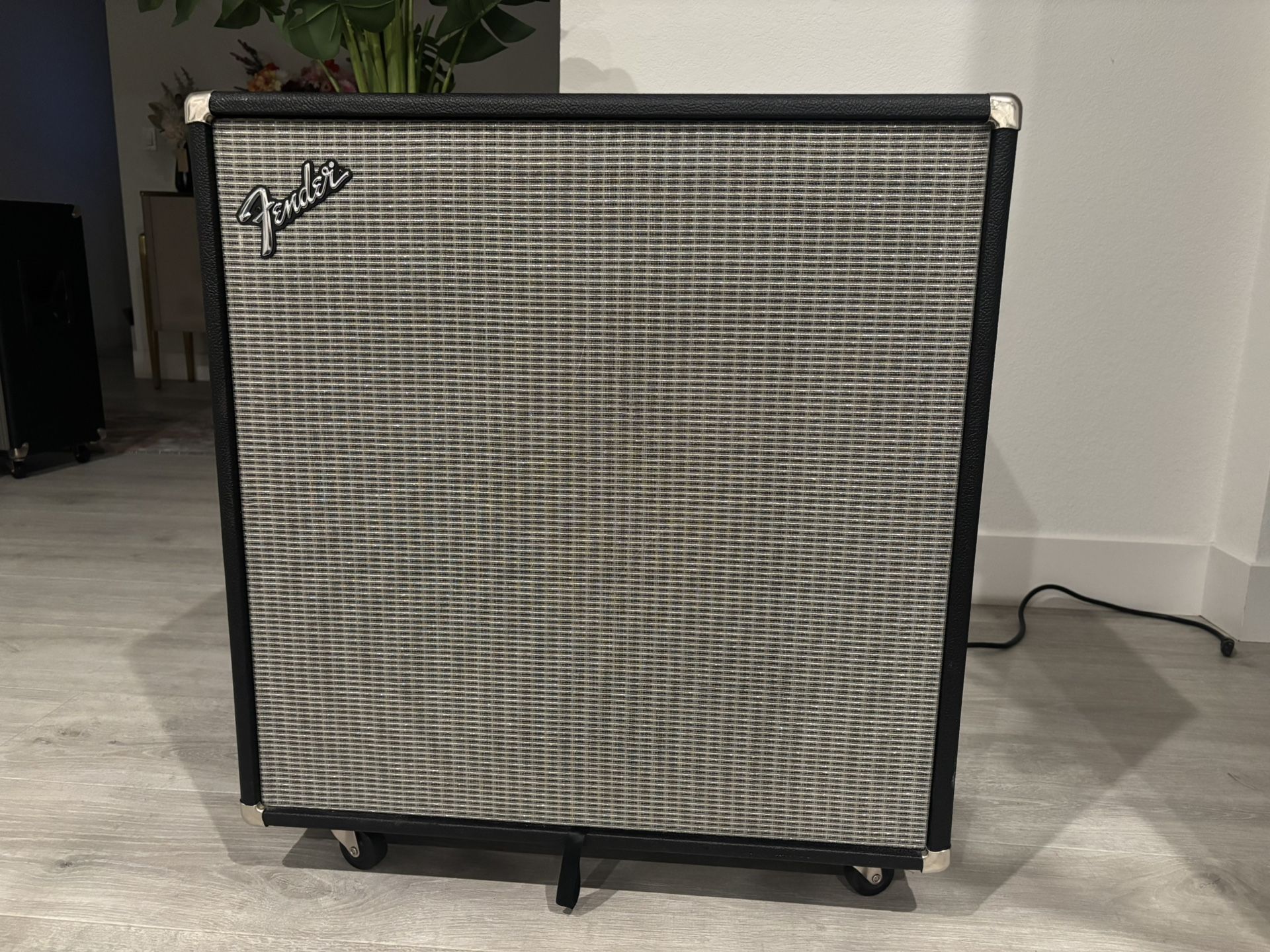 Fender DT-412 4x12 Guitar Amp 