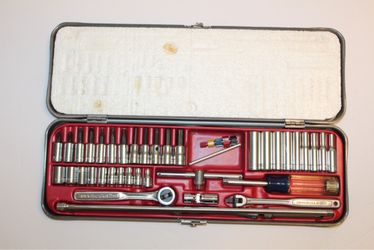 Vintage Craftsman 41 Piece 1/4” Drive Socket Set With Steel Case