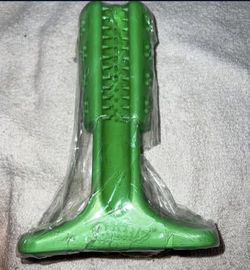 Dog Chew Toy Teeth Cleaning 7” Bristly New