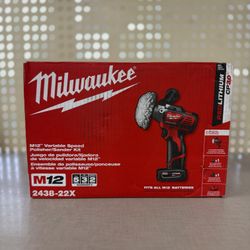 Milwaukee 2438-22X M12 Variable Speed Polisher/Sander Kit, 2 Batteries