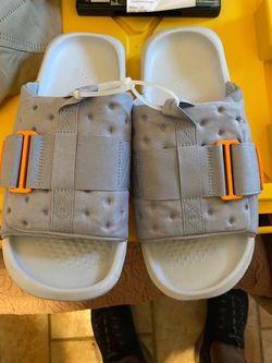 Nike Asuna 3 slides