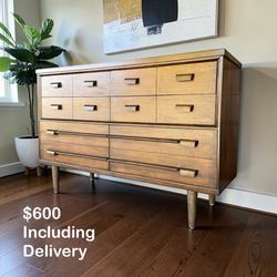 Harmony House Mid-Century Modern 6 Drawer Wooden Dresser - Free Delivery 🚚 