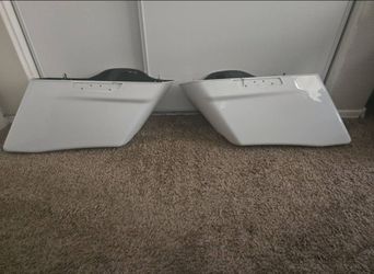 OEM Harley Davidson Stretched Crushed Ice Pearl Saddlebags No Lids