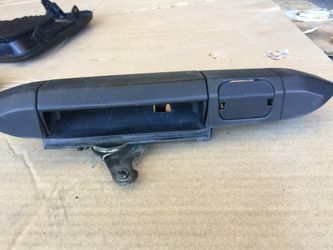 TOYOTA TACOMA TAIL HANDLE