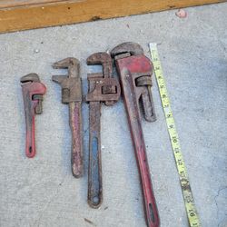 Pipe Wrenches 