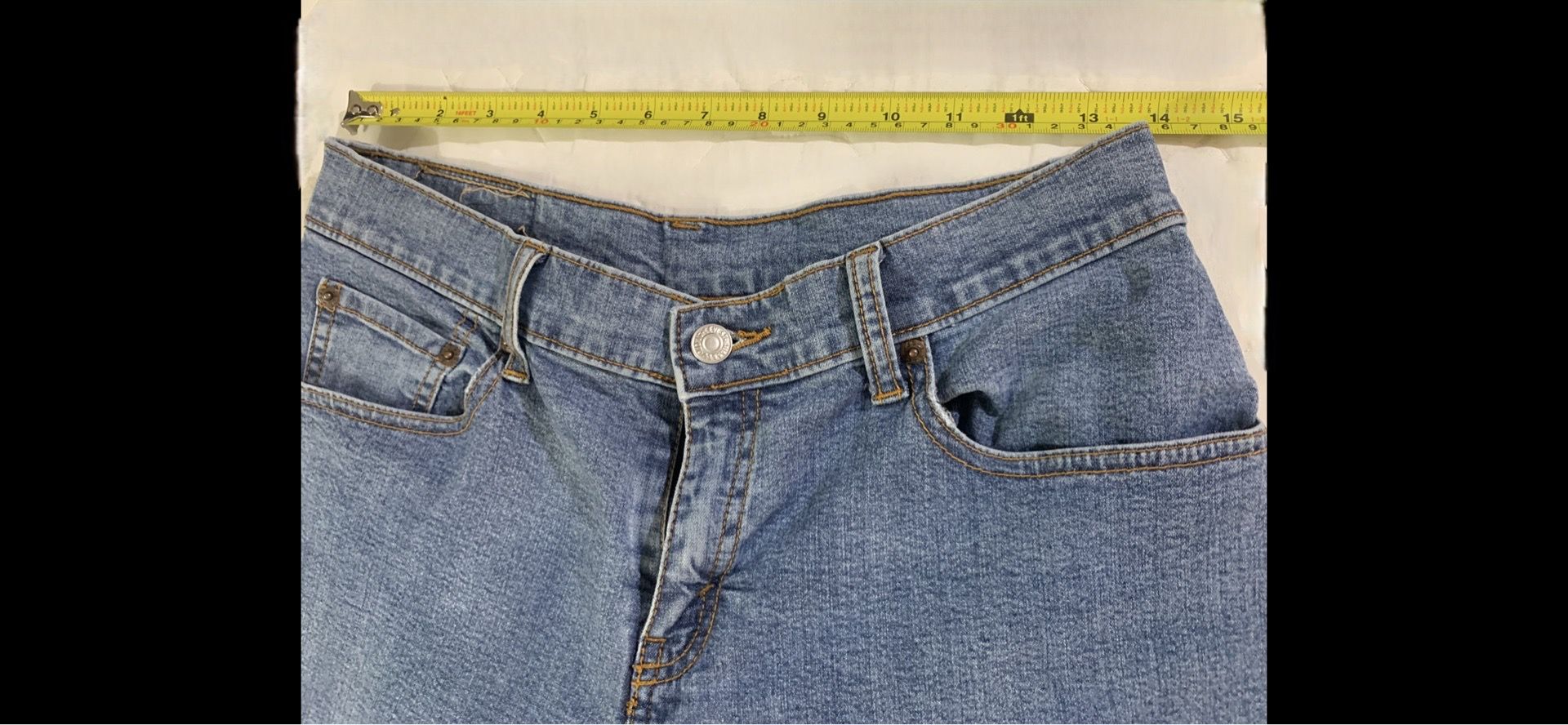 Levi’s 502 Regular Taper Jeans Women’s 28x28 Medium Wash