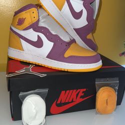 Air Jordan 1 “Brotherhood”