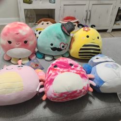 Lot Of Ranndom Squishmallows 