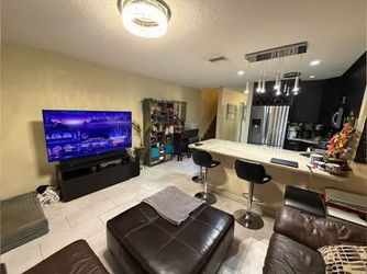 Townhouse - For Sale (2 Bedroom / 3 Bathroom)