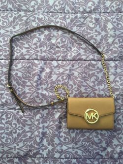 Michael Kors shoulder strap purse