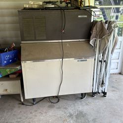 Scotsman Ice Machine 