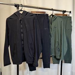 Nike Men’s Tech Fleece 