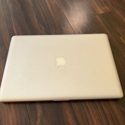 15” MacBook Pro Late 2011 For Parts