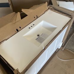 Glacier Bay Everdean 49 in. Single Sink White Freestanding Bath Vanity with White Cultured Marble Top (Assembled) 
