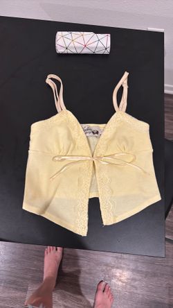 Cute yellow tank
