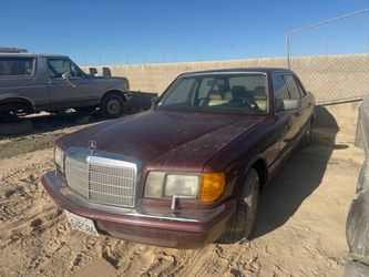 1991 Mercedes-Benz 560-Class