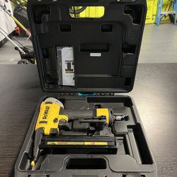 DEWALT DWFP1838 18 Gauge Finish Stapler for Sale in Montclair CA OfferUp
