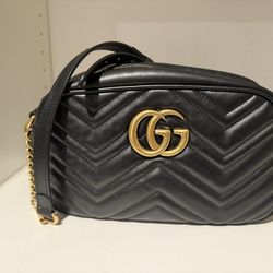 Gucci GG Marmont Camera Bag – Black Leather – Authentic 🌟
