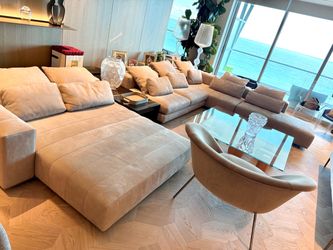 Minotti Freeman Lodge ( Visone) Leather Sofa