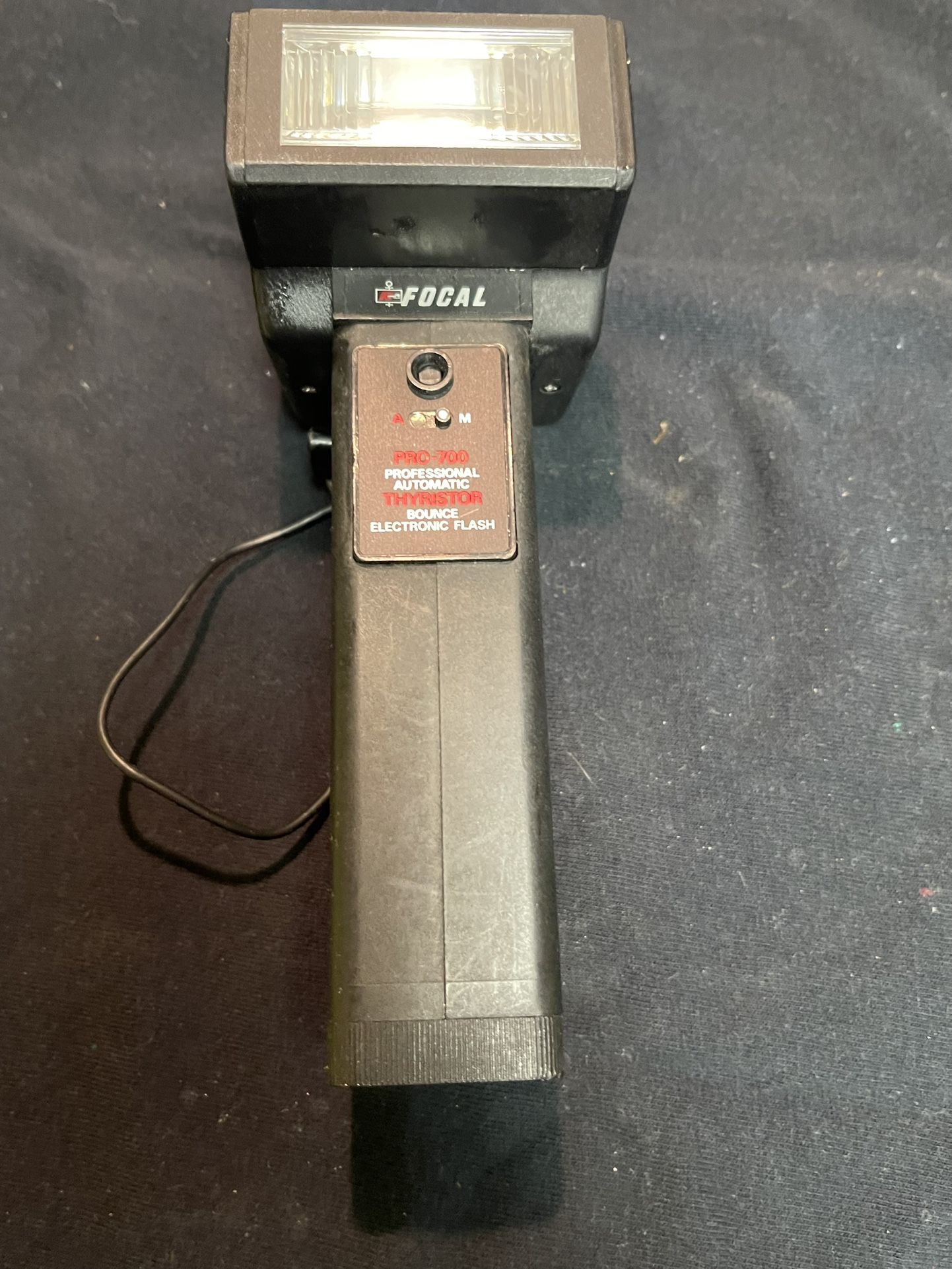 Vintage Focal Pro 700 Professional Electronic Flash Camera Accessory