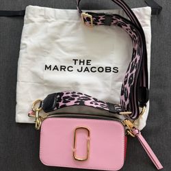 Marc Jacobs Saffiano Leather Crossbody Bag (used)