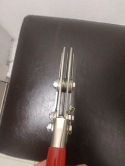 Duct Crimper
