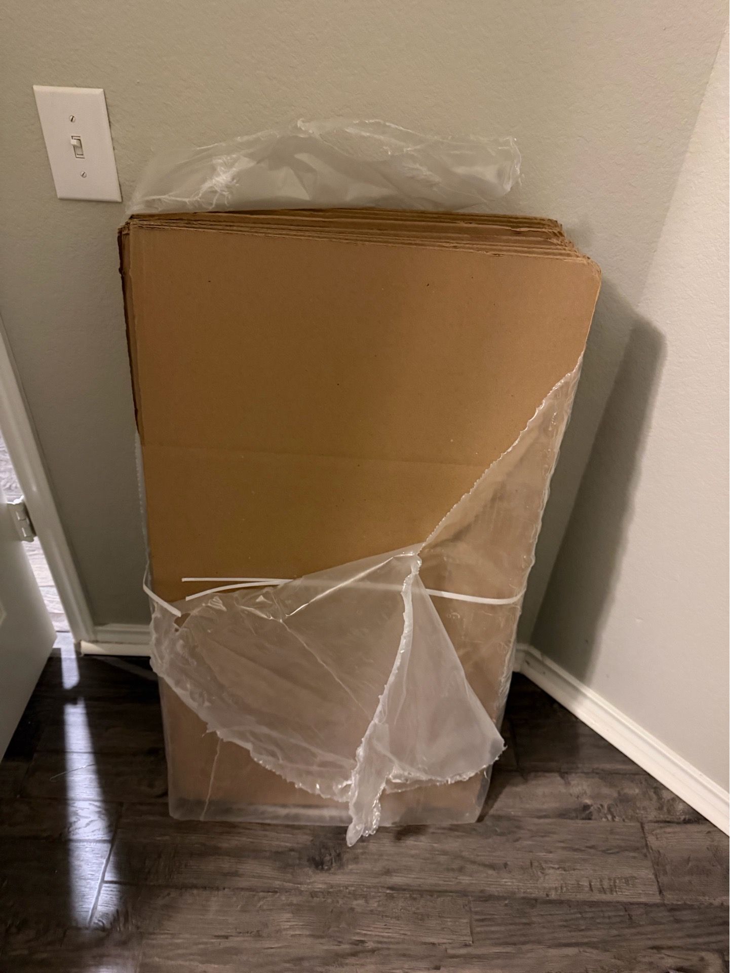 10 Large Moving Boxes — Amazon Basics, 20×20×15", New/Unused
