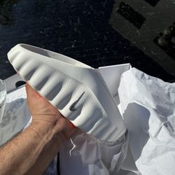 Nike Mind 001 Slide Sail 