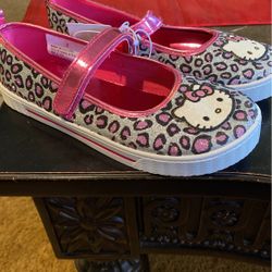 Hello Kitty Size 2 Brand New $10