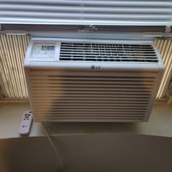 LG Air-conditioner With Remote 
