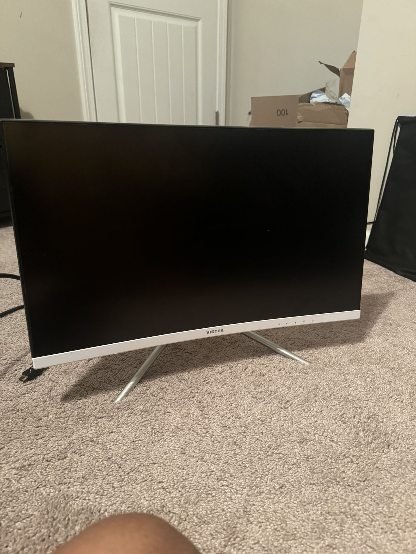 Viotek Curves Monitor