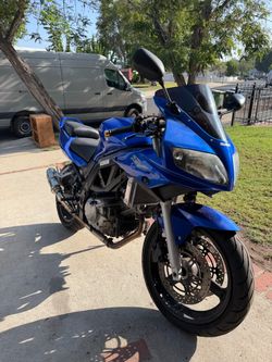 2005 Suzuki sv650 clean title current tags