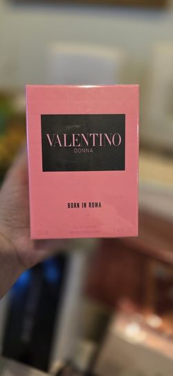 Valentino Donna Perfume 