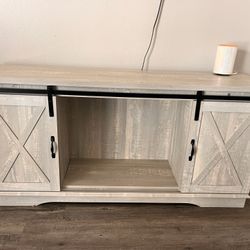 TV Shelve