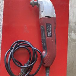 Chicago Electric Variable Speed Oscillating Multi-Tool (easy Patio /Garage Pickup)