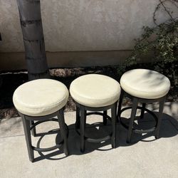 3 Swivel Kitchen Stools