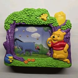 Fisher Price Winnie the Pooh Scrolling Musical TV 