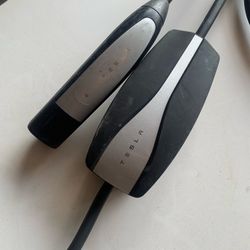 Tesla mobile charger