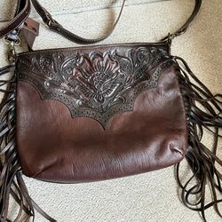 Beautiful Fringed Western Theme Hand Made Leather Bag! Gorgeous Color Adjustable Strap 
