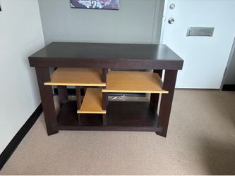 Storage table